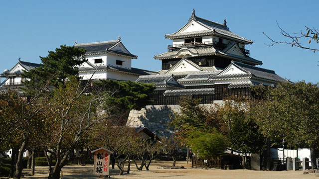 松山城